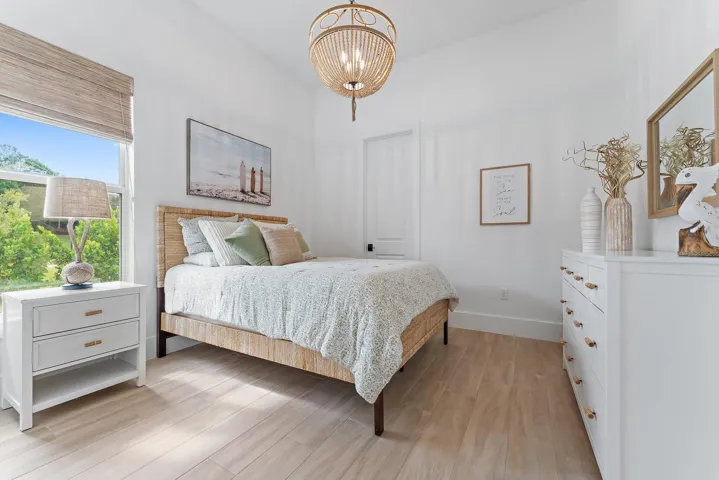 1st FL Gues Bedroom