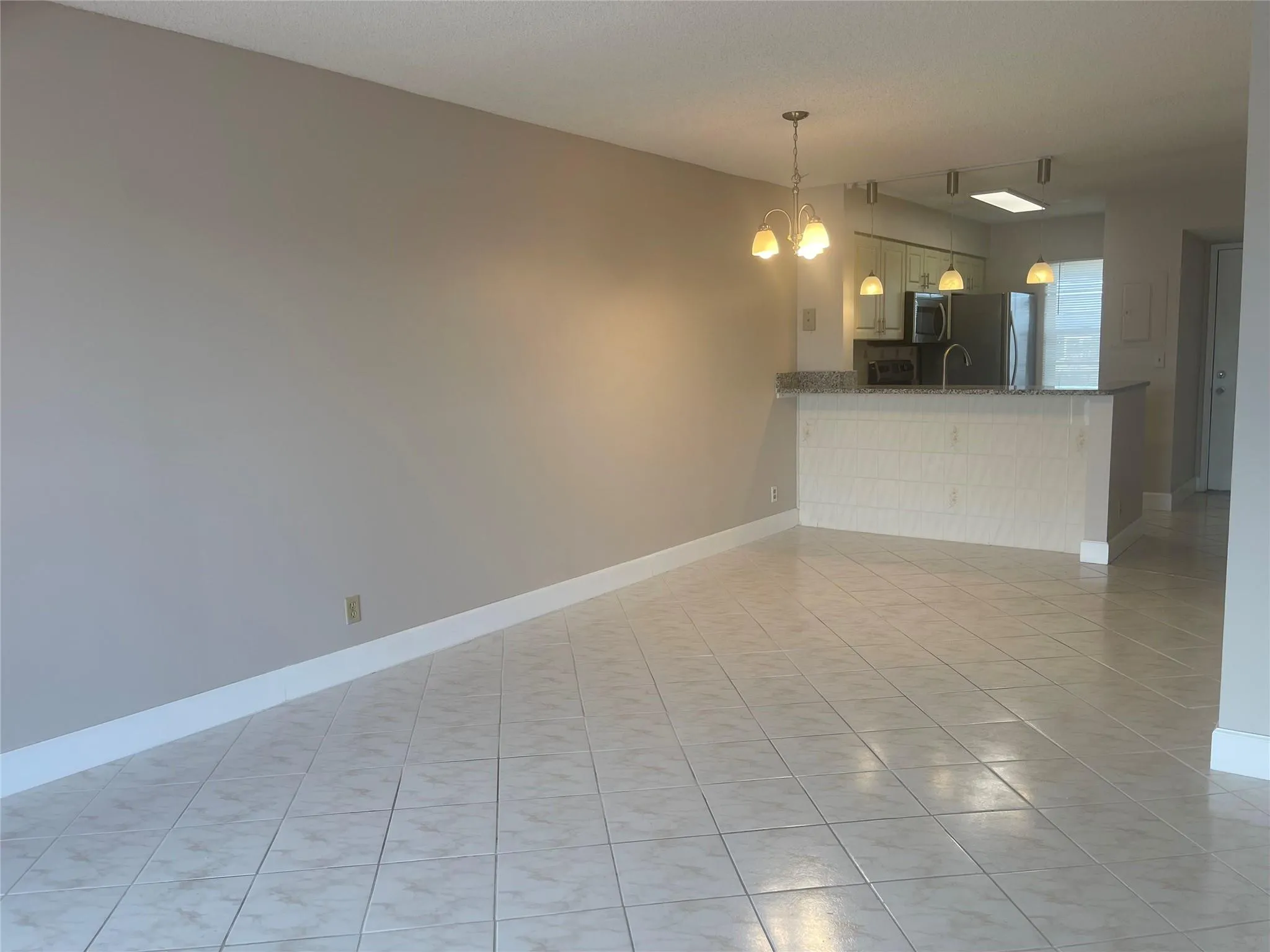 Spacious living /dining room area!