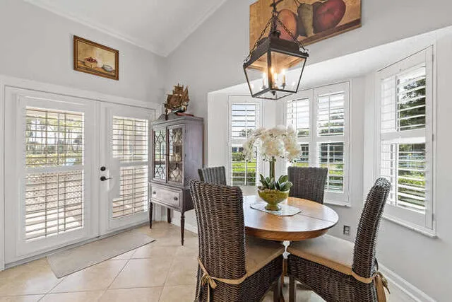 KitchenBreakfast 2760 Appaloosa Trail-sm