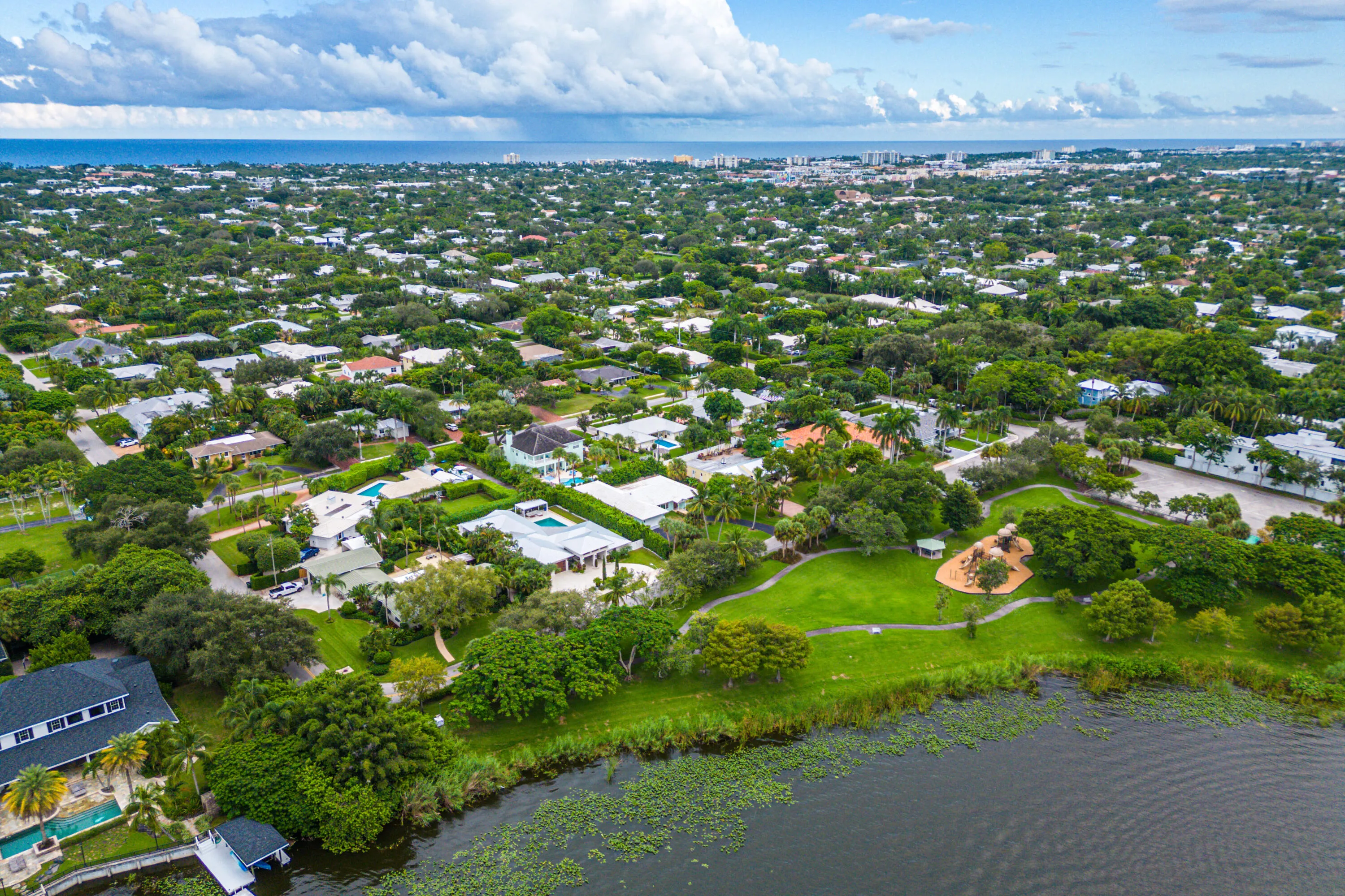 041-1117LakeDrive-DelrayBeach-FL-33444-F