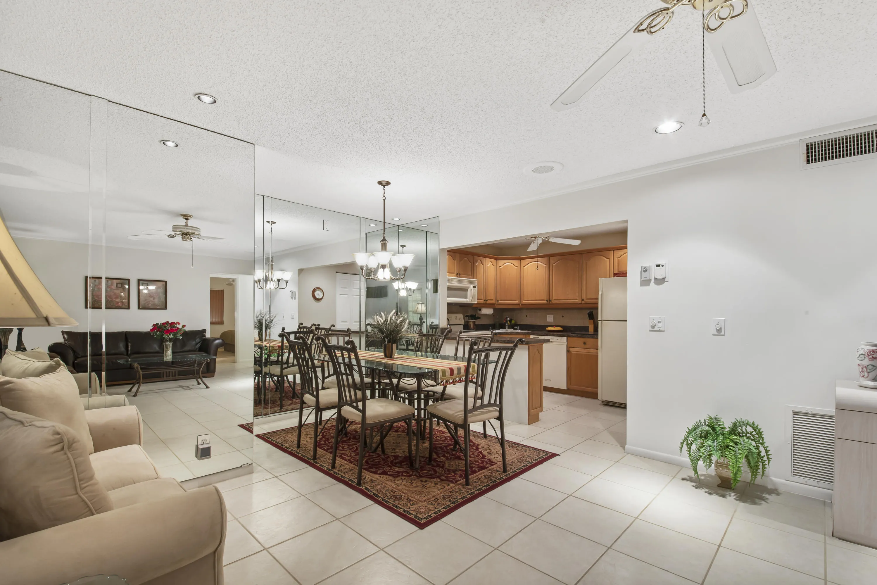 Ceramic Tiled Floors in all Living Areas