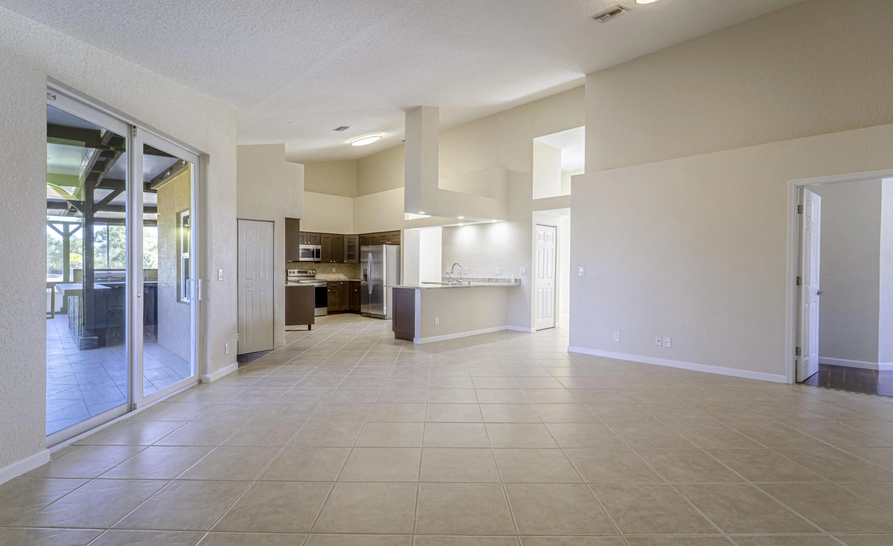 14_living room