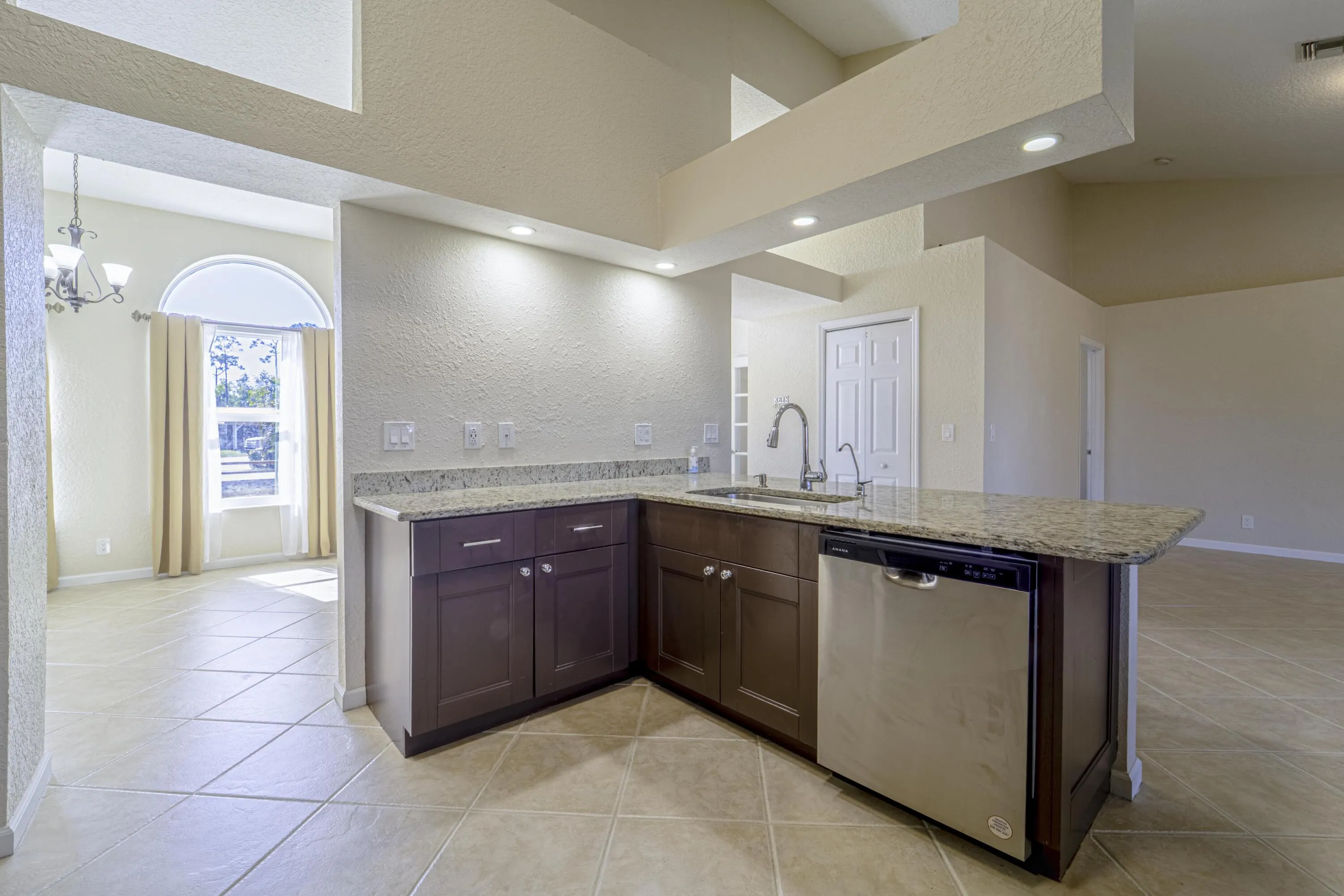 13_kitchen_
