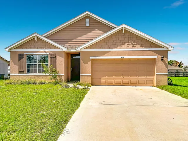 525 SW Twig Avenue-9