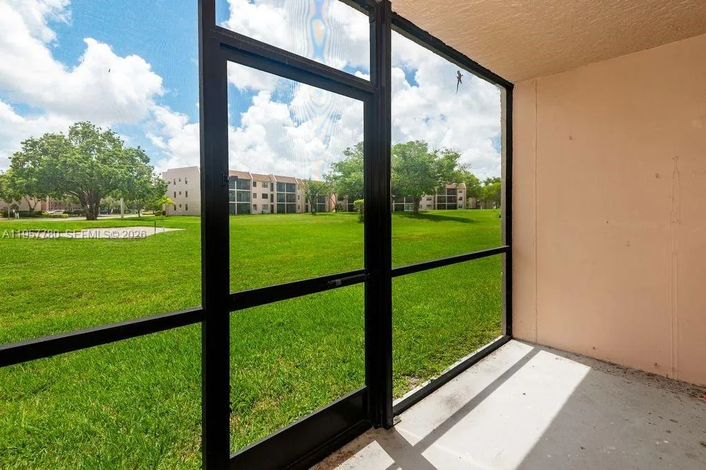 SCREENED PATIO