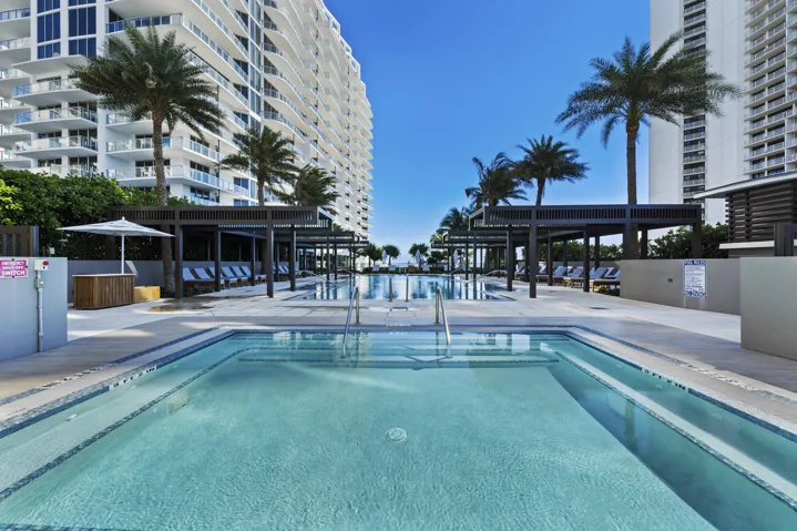 42_amrit ocean resort & residences - poo