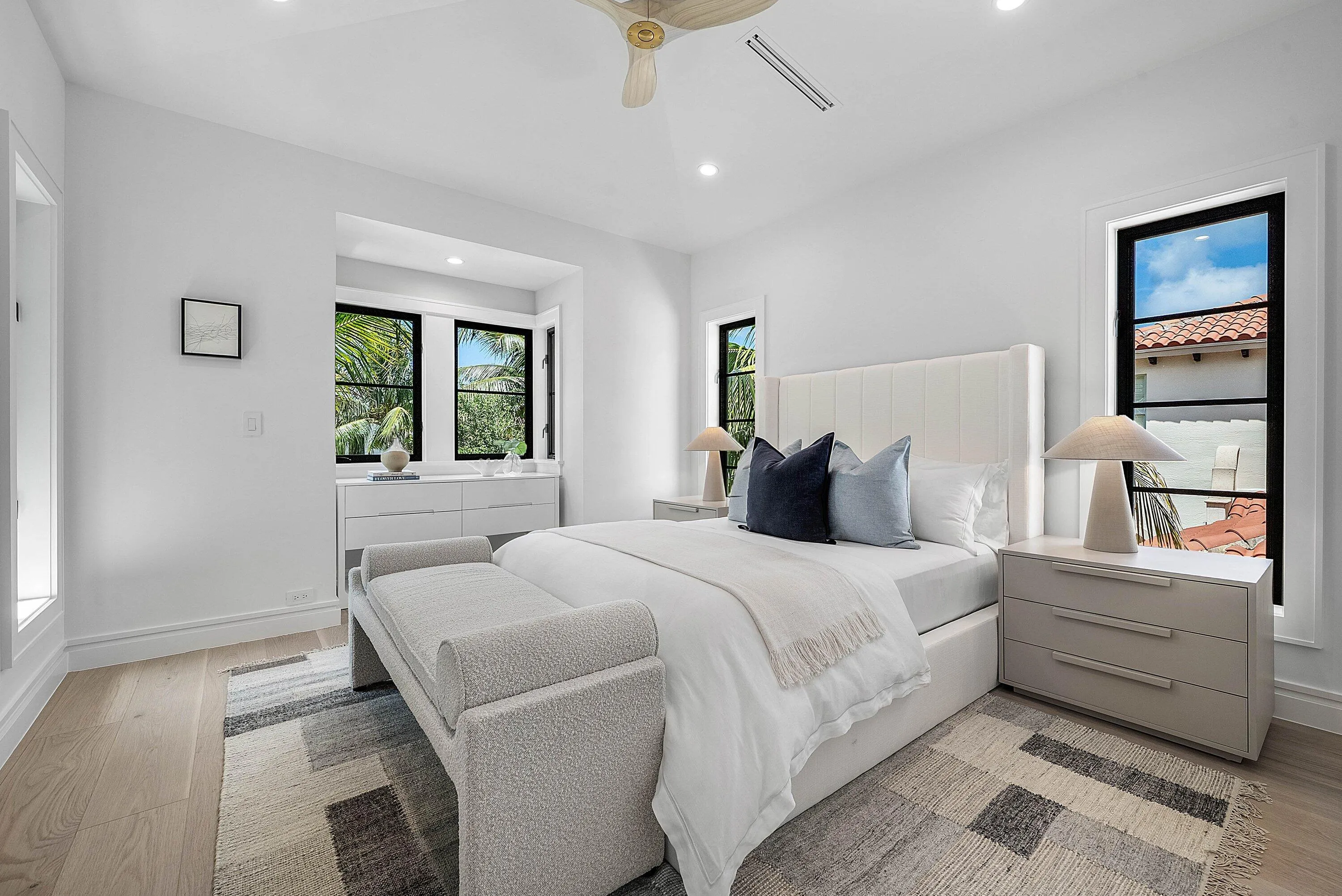 042-230PershingWay-WestPalmBeach-FL-3340