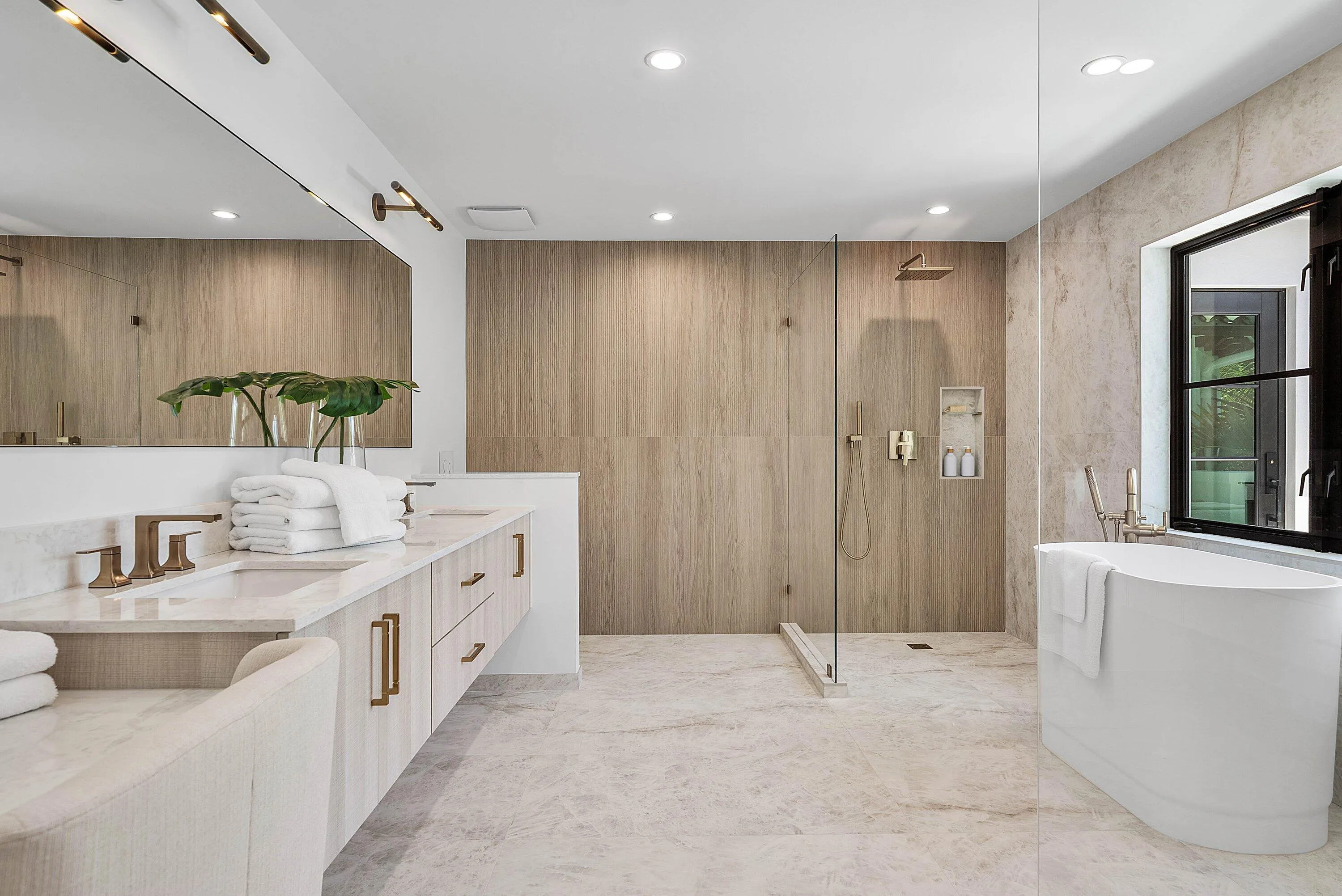 032-230PershingWay-WestPalmBeach-FL-3340