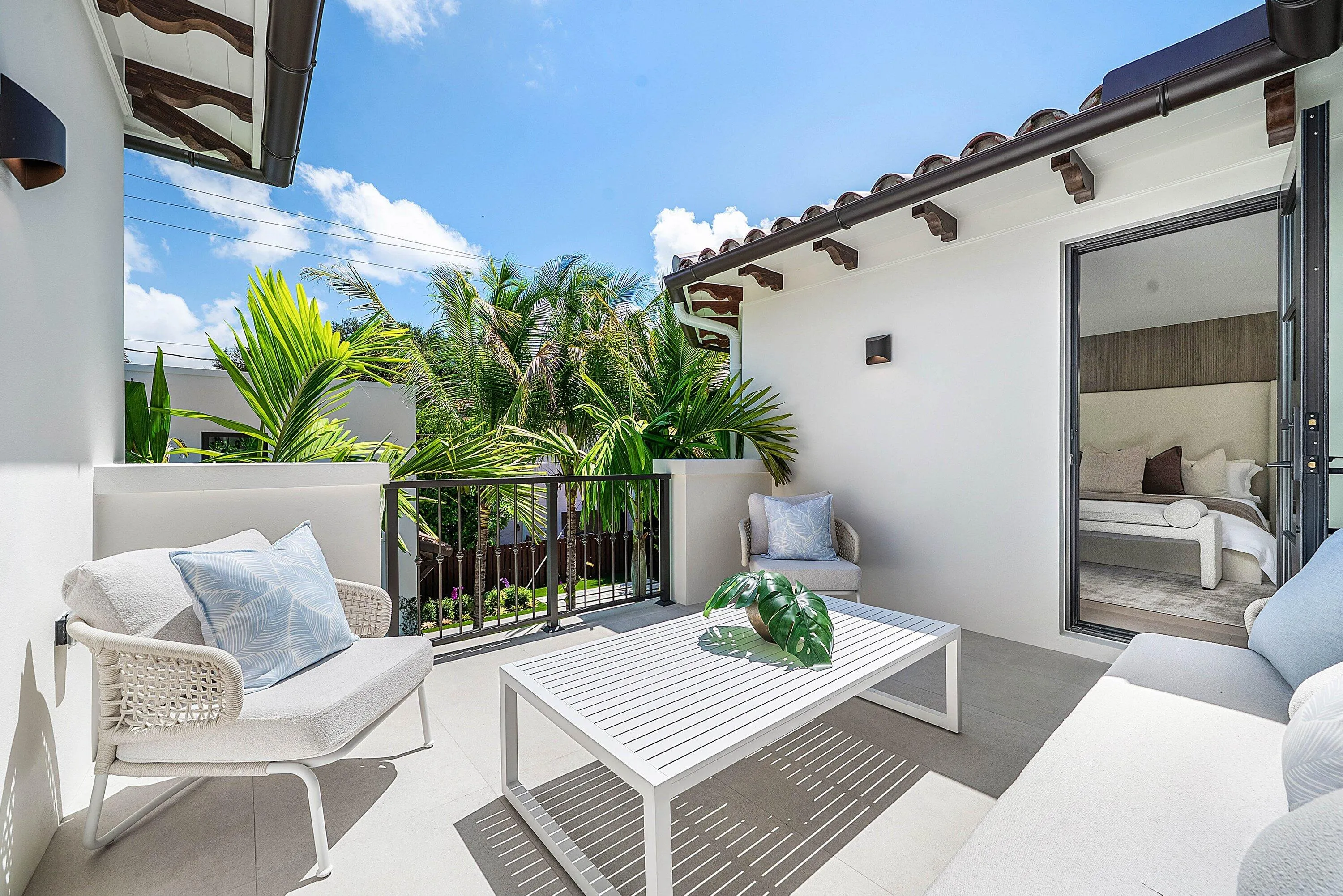 037-230PershingWay-WestPalmBeach-FL-3340