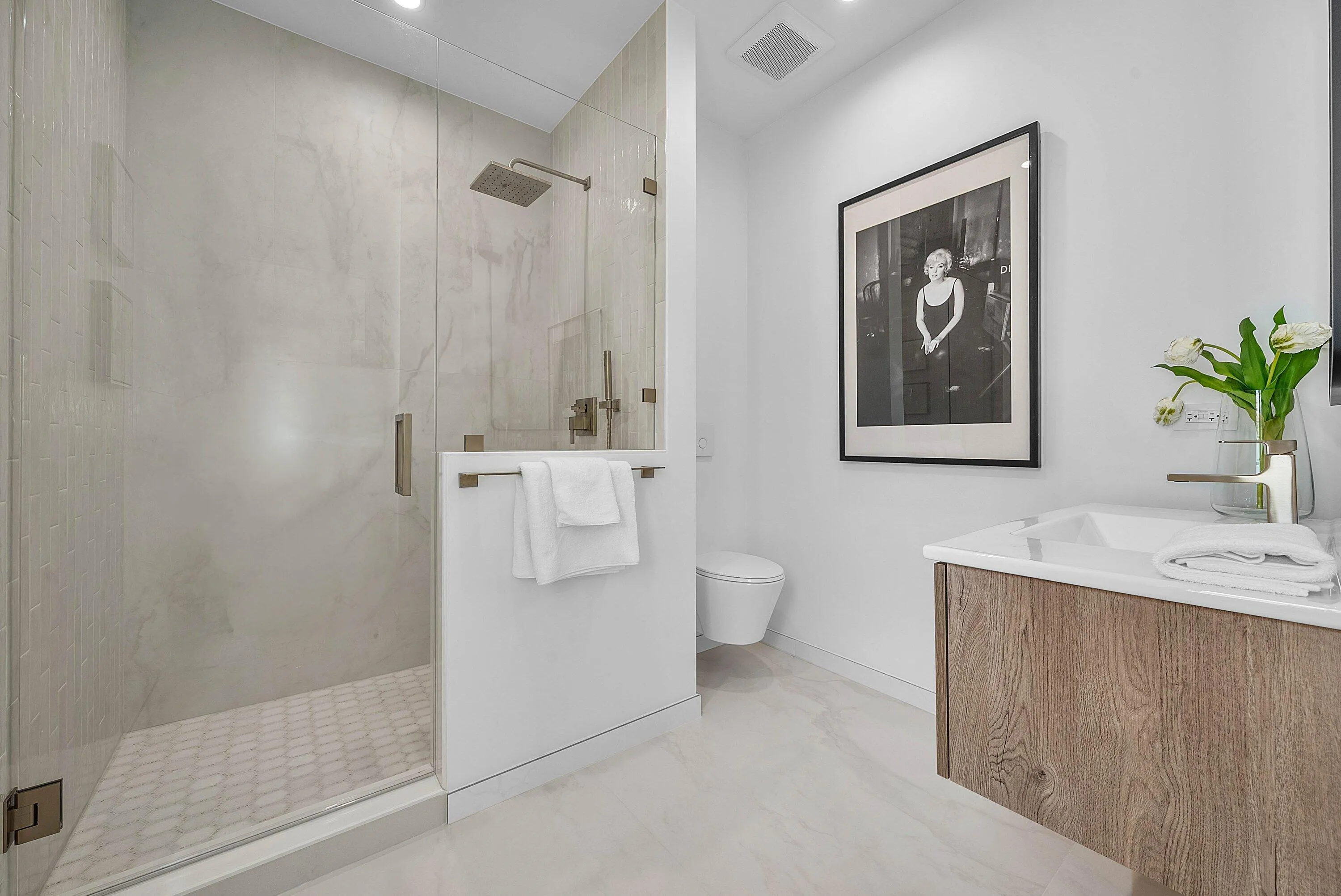 043-230PershingWay-WestPalmBeach-FL-3340