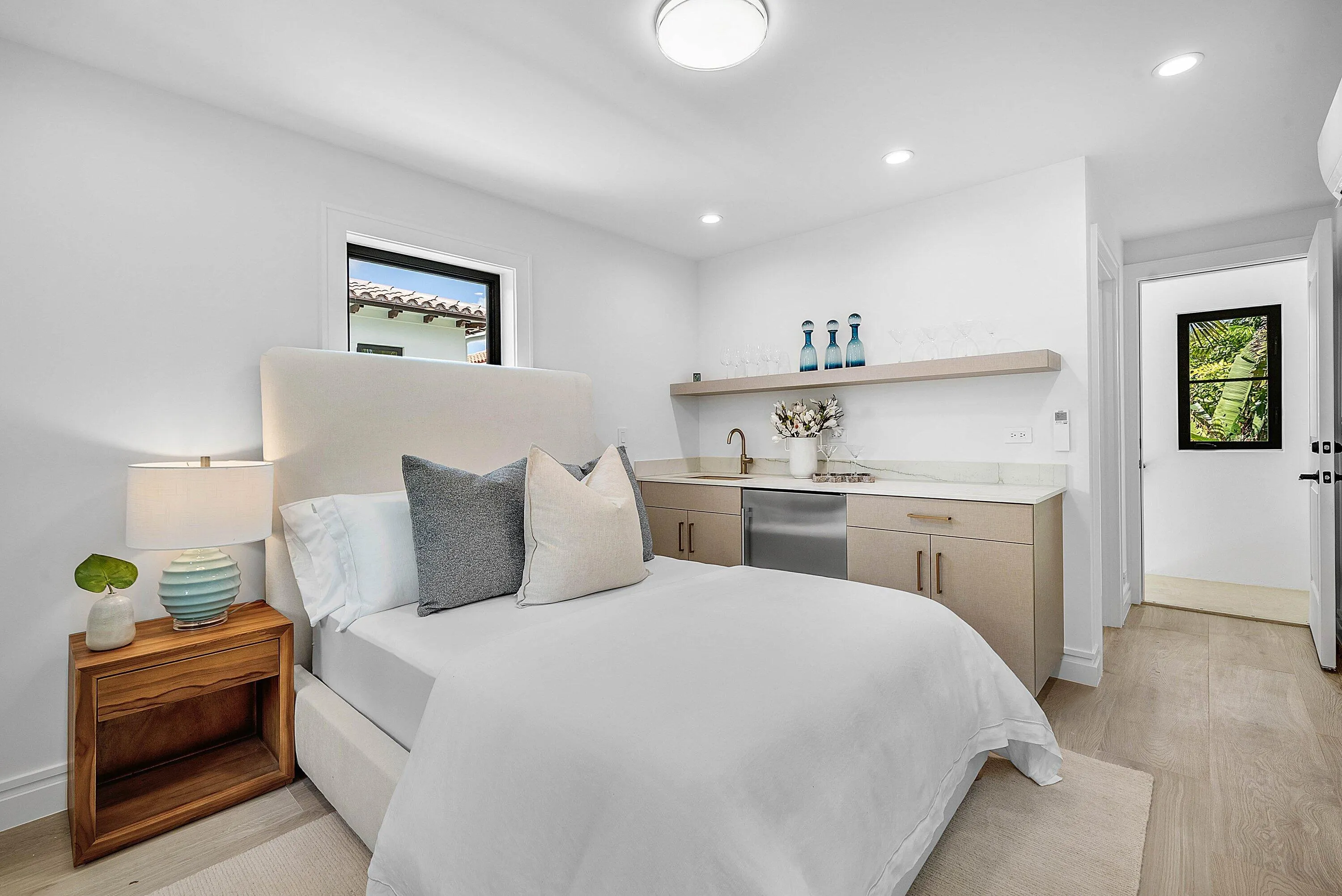 063-230PershingWay-WestPalmBeach-FL-3340