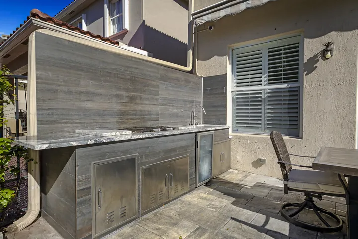 44_7167_Ivy_Crossing_Lane44_mls