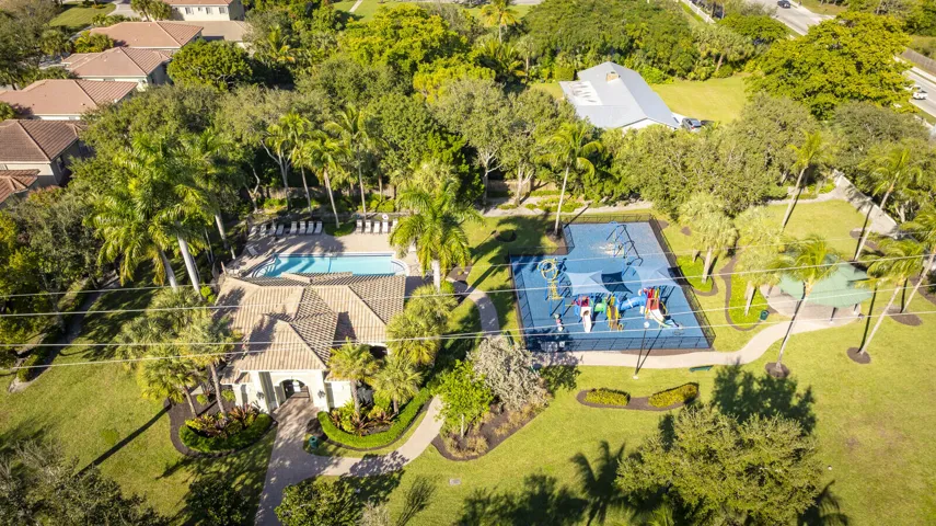 58_7167_Ivy_Crossing_Lane58_mls