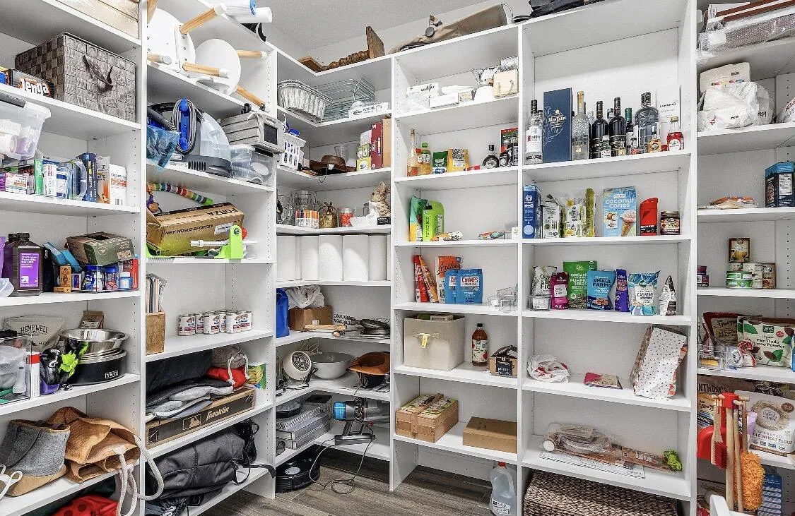 Walk in Pantry