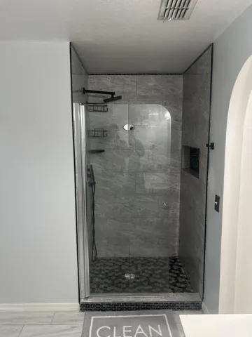 Master bath shower