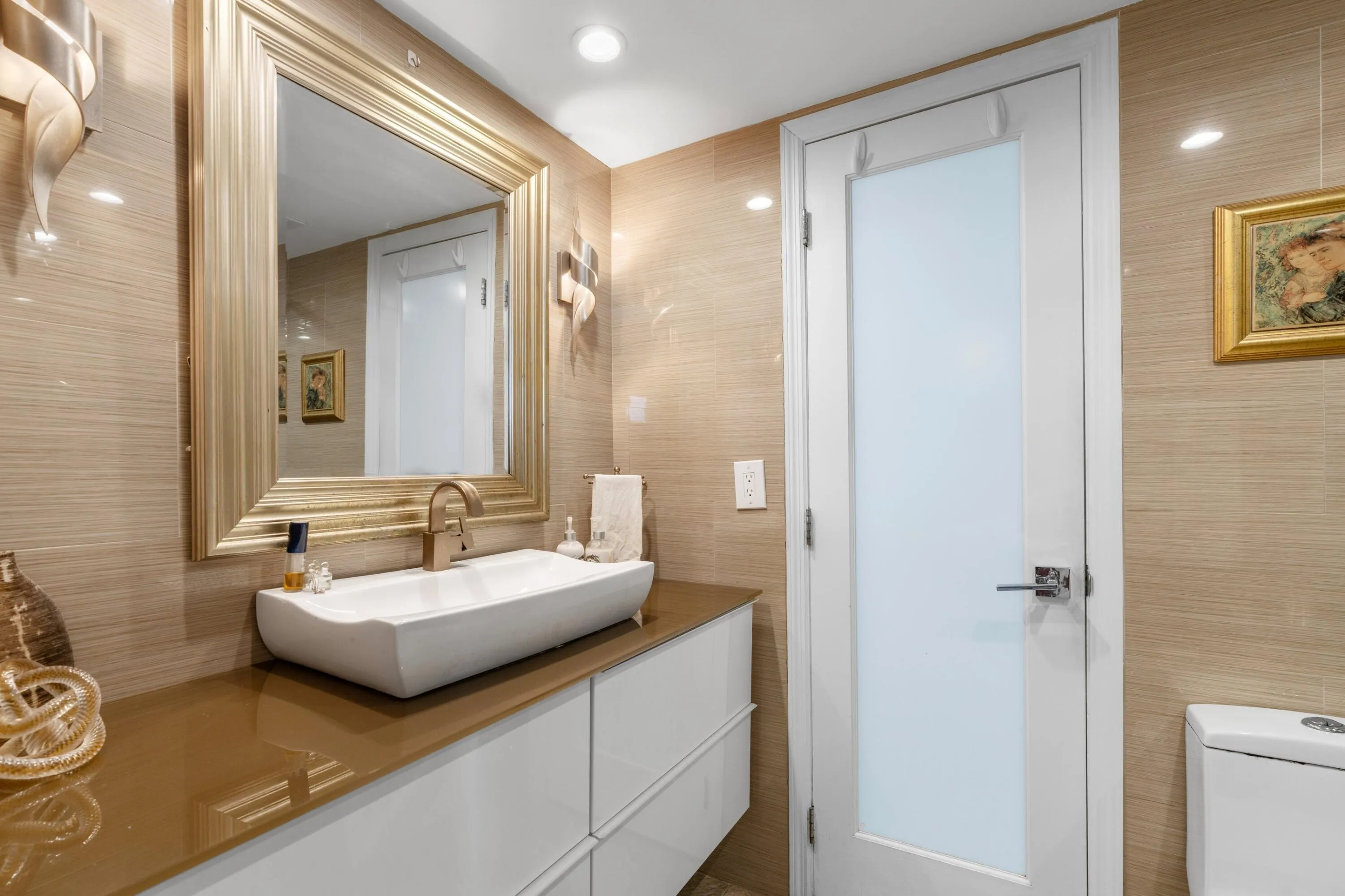 Bathroom 2