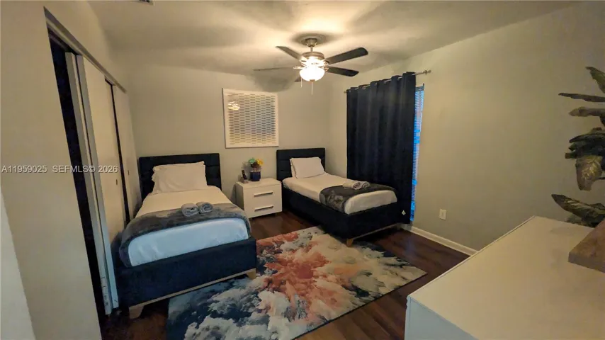 bedroom2