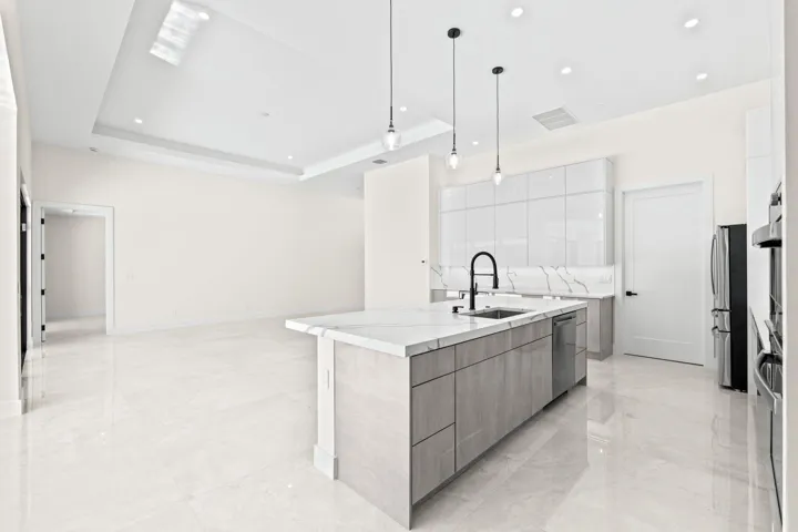 17-web-or-mls-A7405062