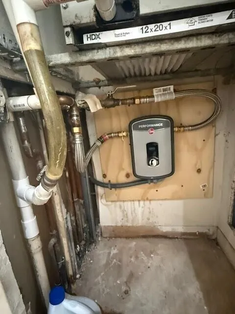 Tankless water heater