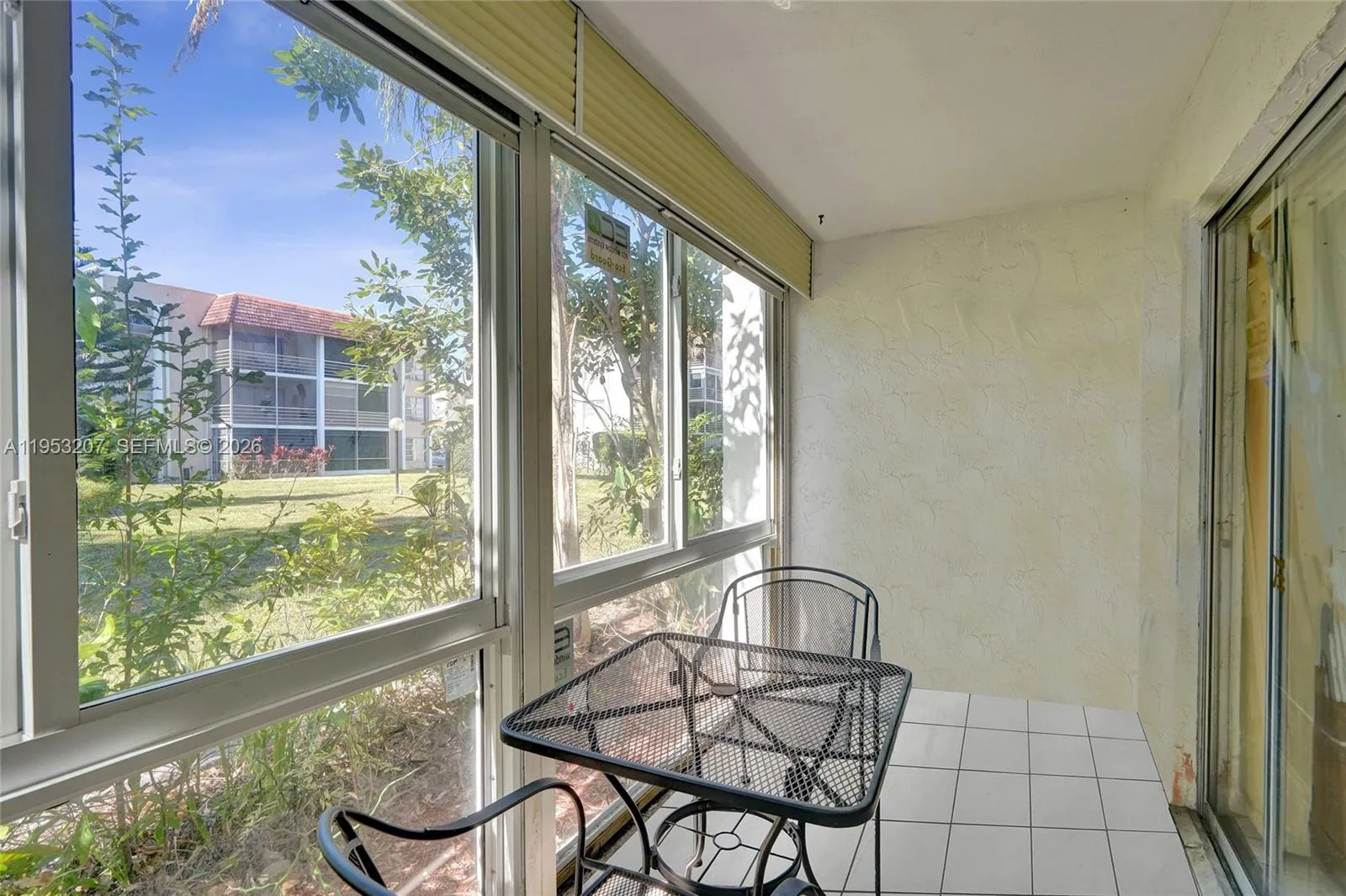w/Impact Windows