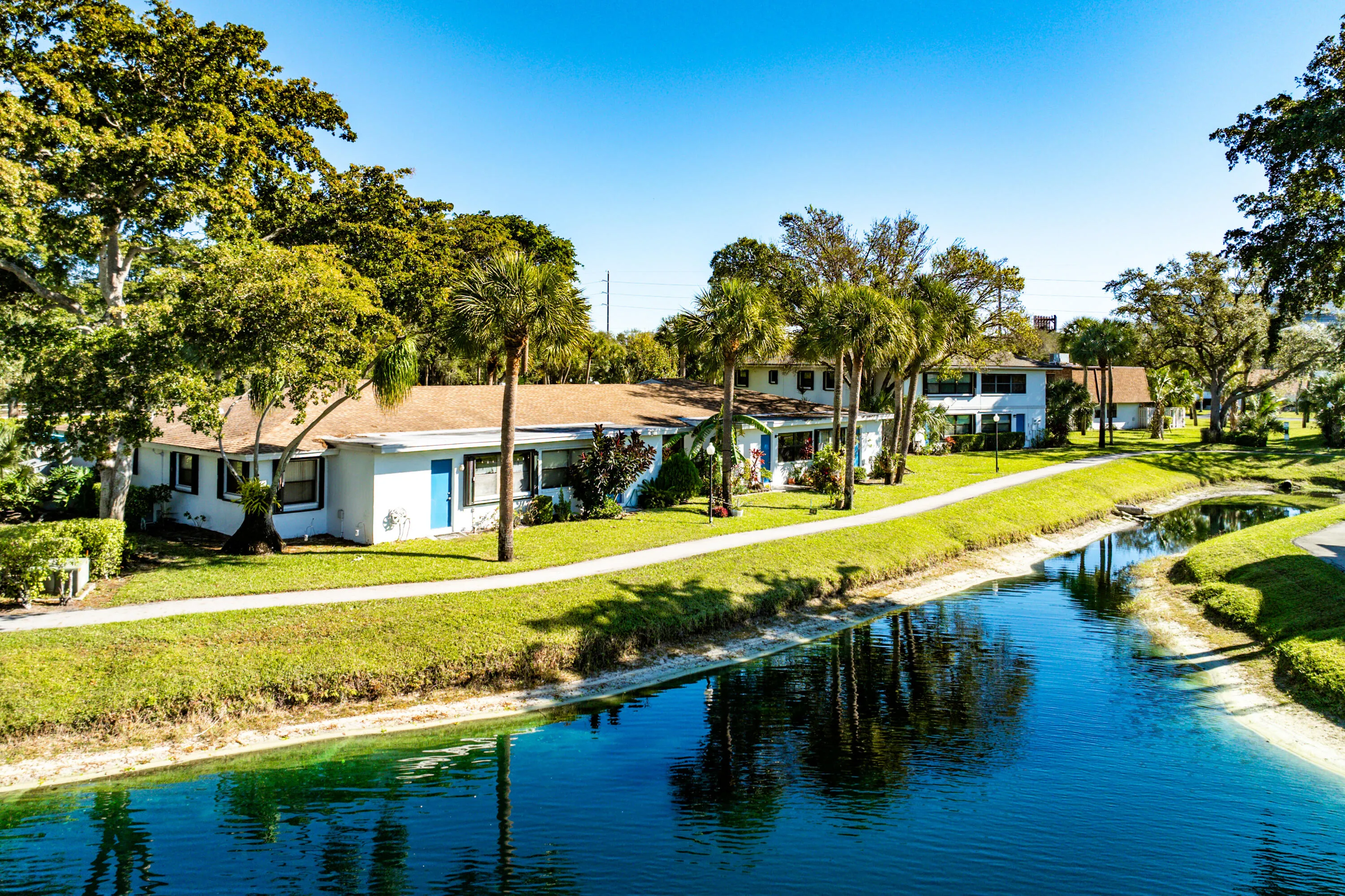 Gorgeous Lake Views