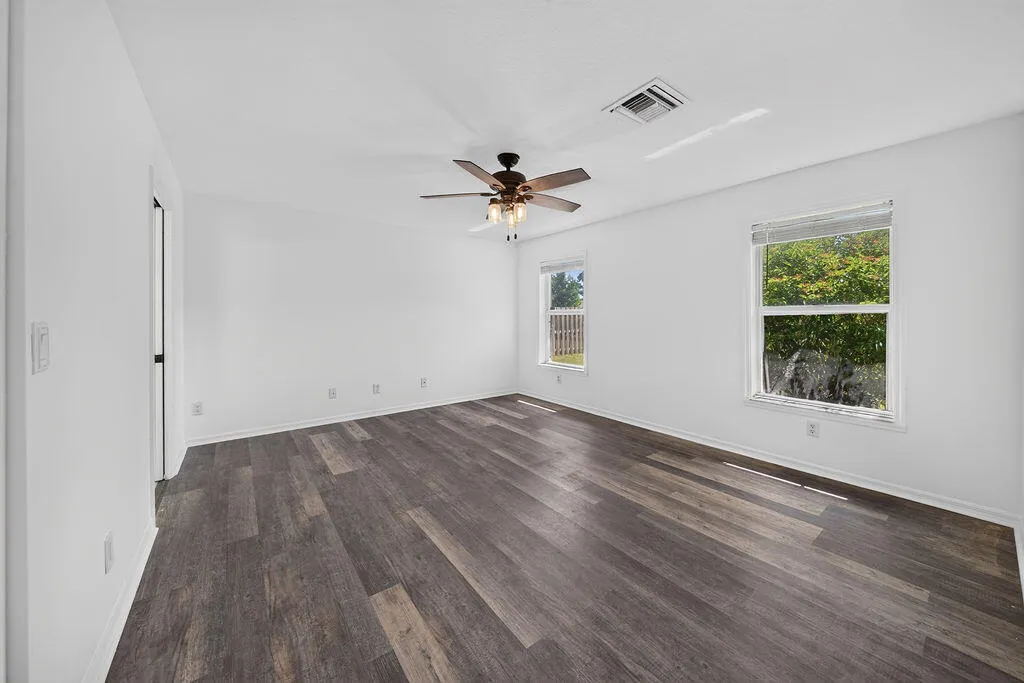 Property photo 61