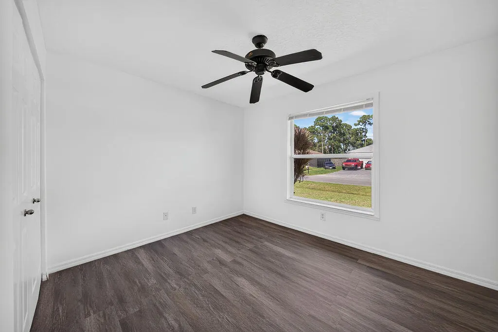 Property photo 68