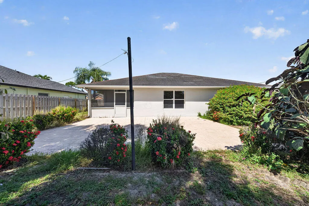 Property photo 33
