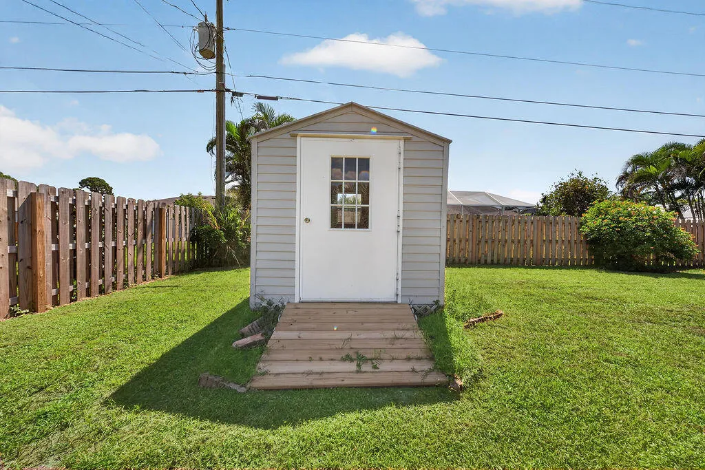 Property photo 23