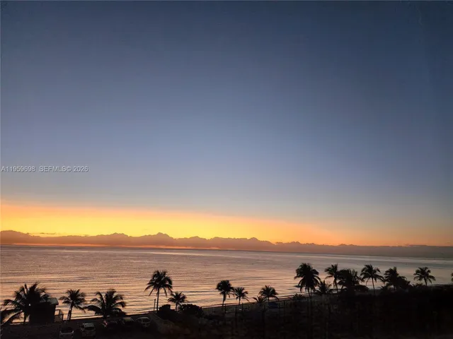 Parker Plaza Oceanfront, Private Beach Access