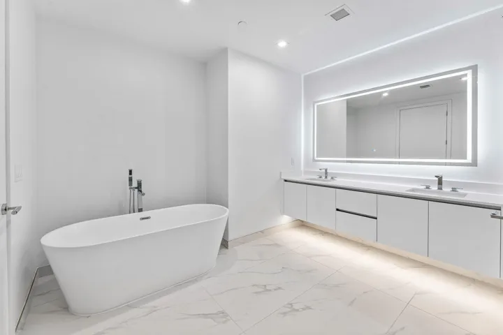 Primary Bath Soaking Tub