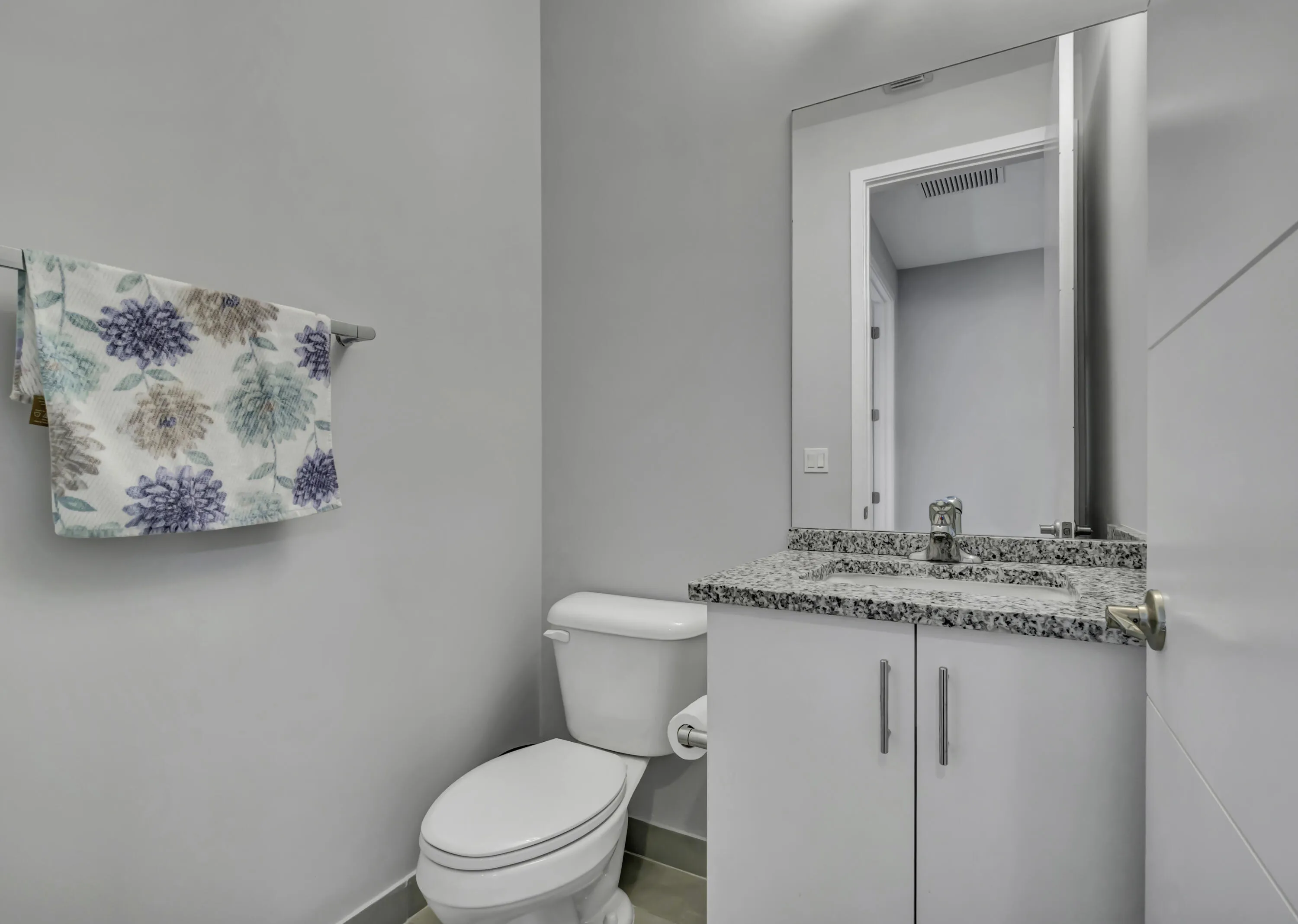 17081 Five Waters Ave Interior (31)