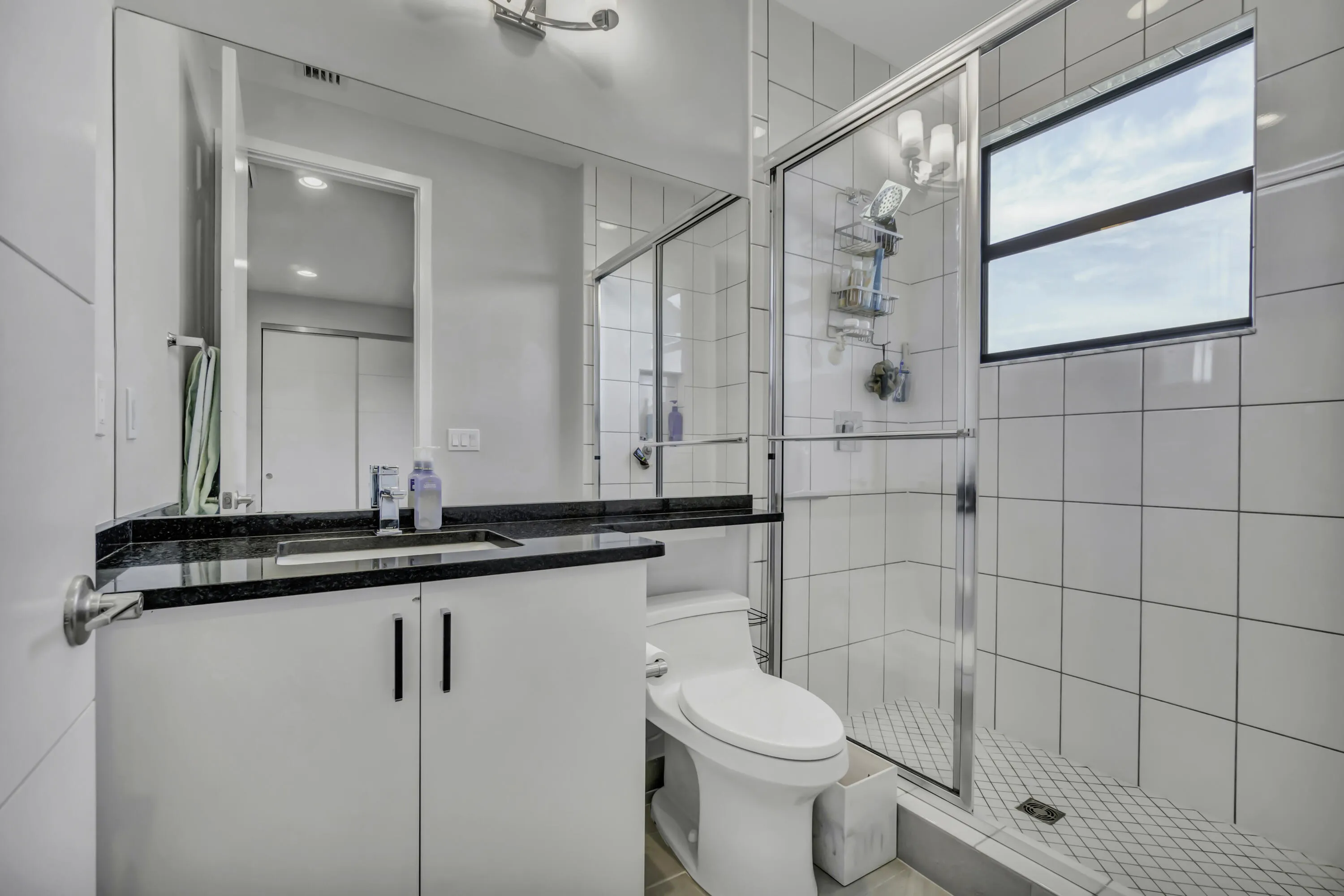 17081 Five Waters Ave Interior (50)