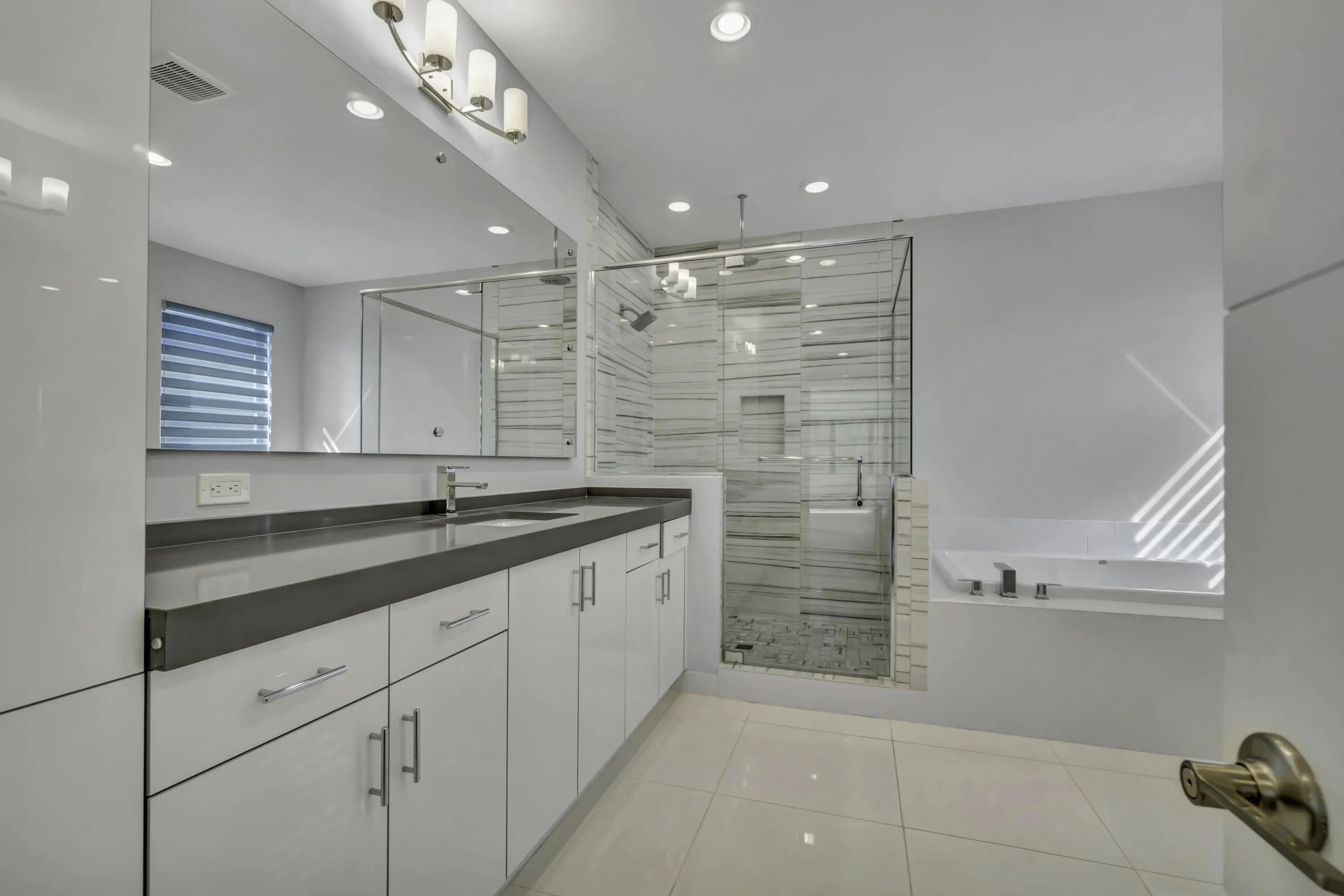 17081 Five Waters Ave Interior (34)