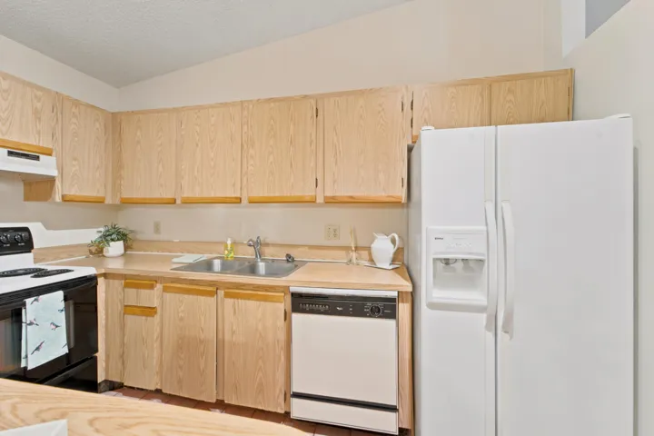 Kitchen 3