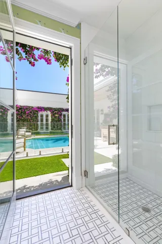 Guest Bath 3 to Pool