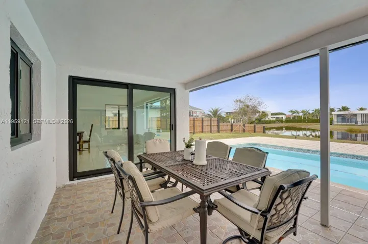 Photo 54