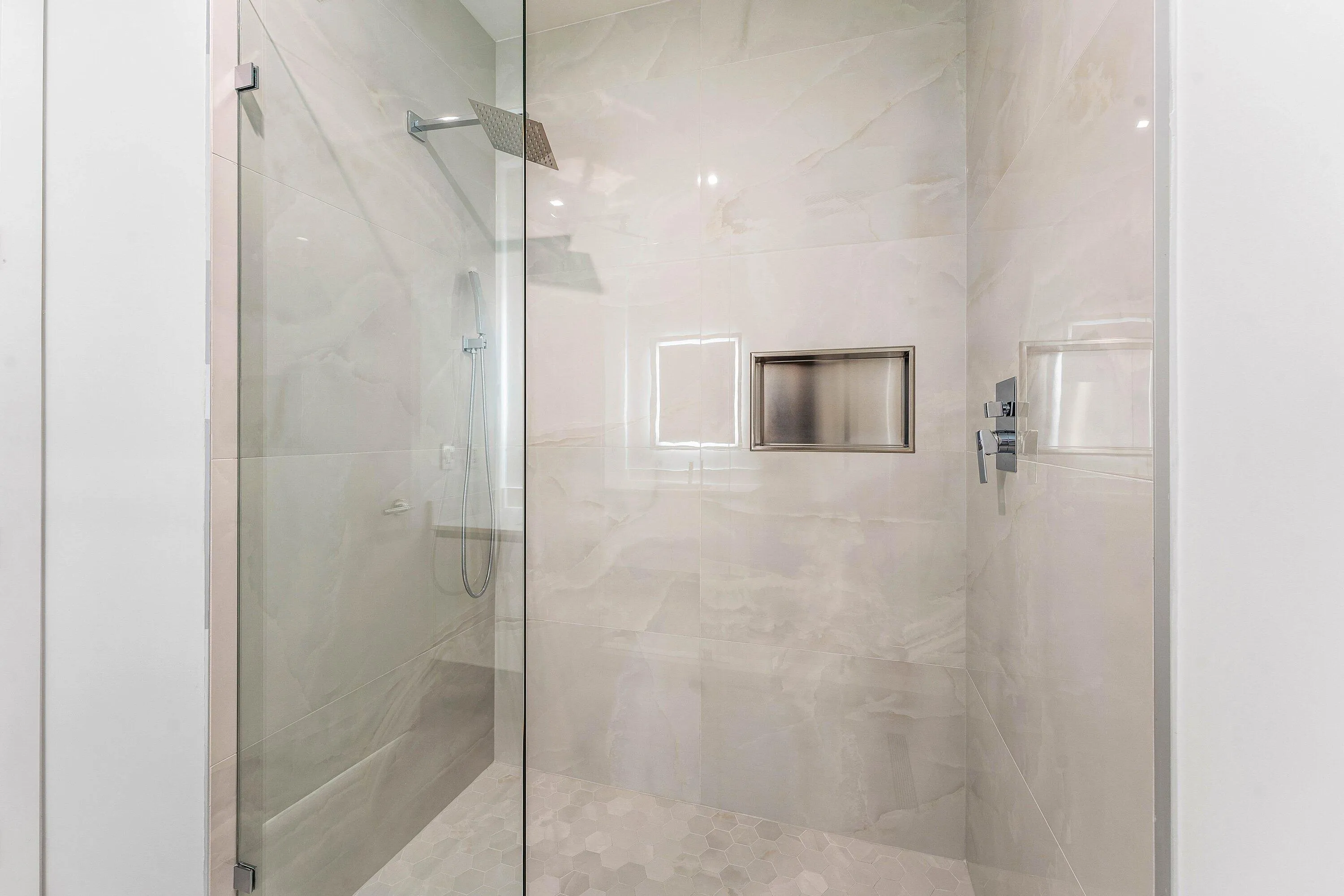 Guest 1 Shower