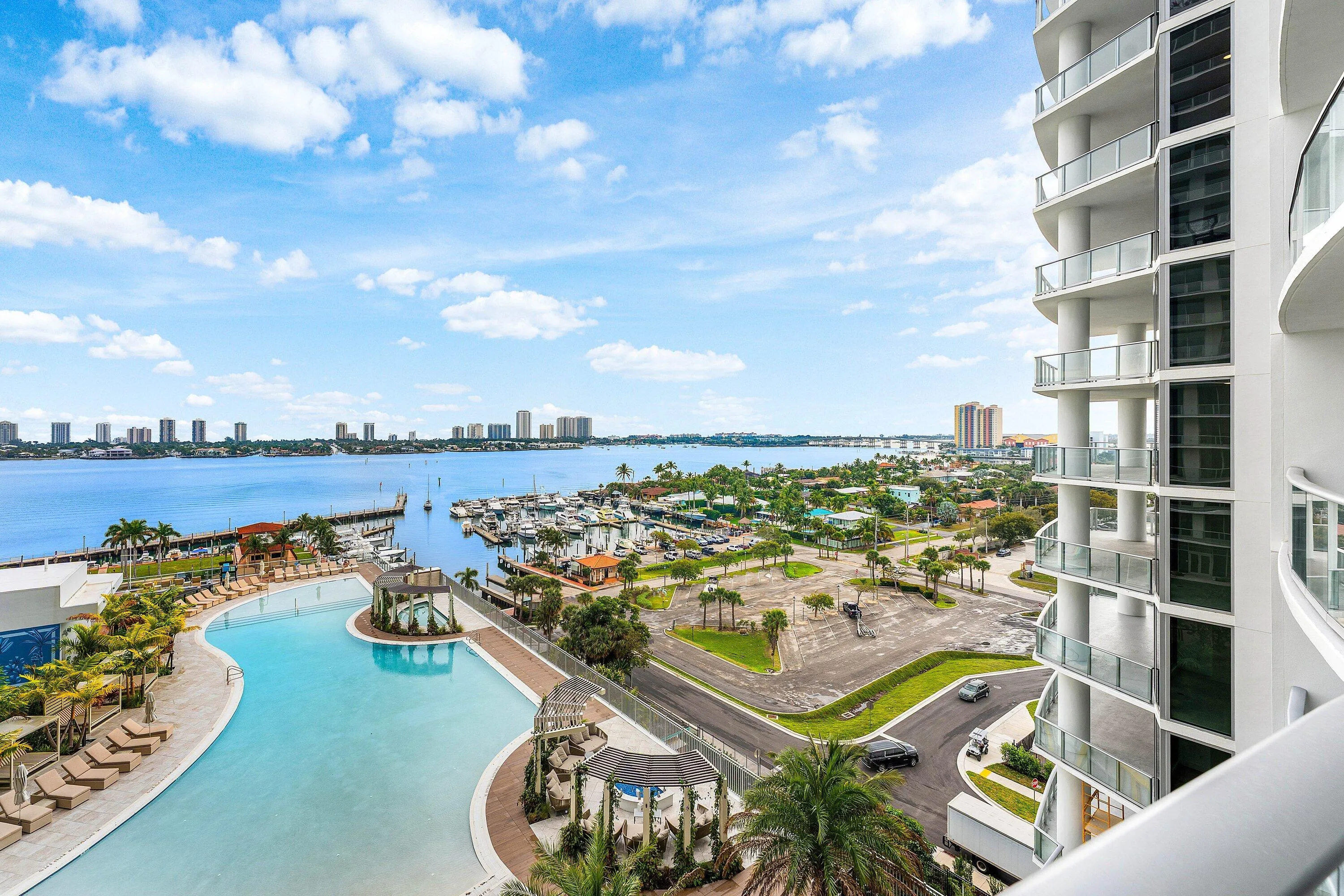 Panoramic Balcony Views