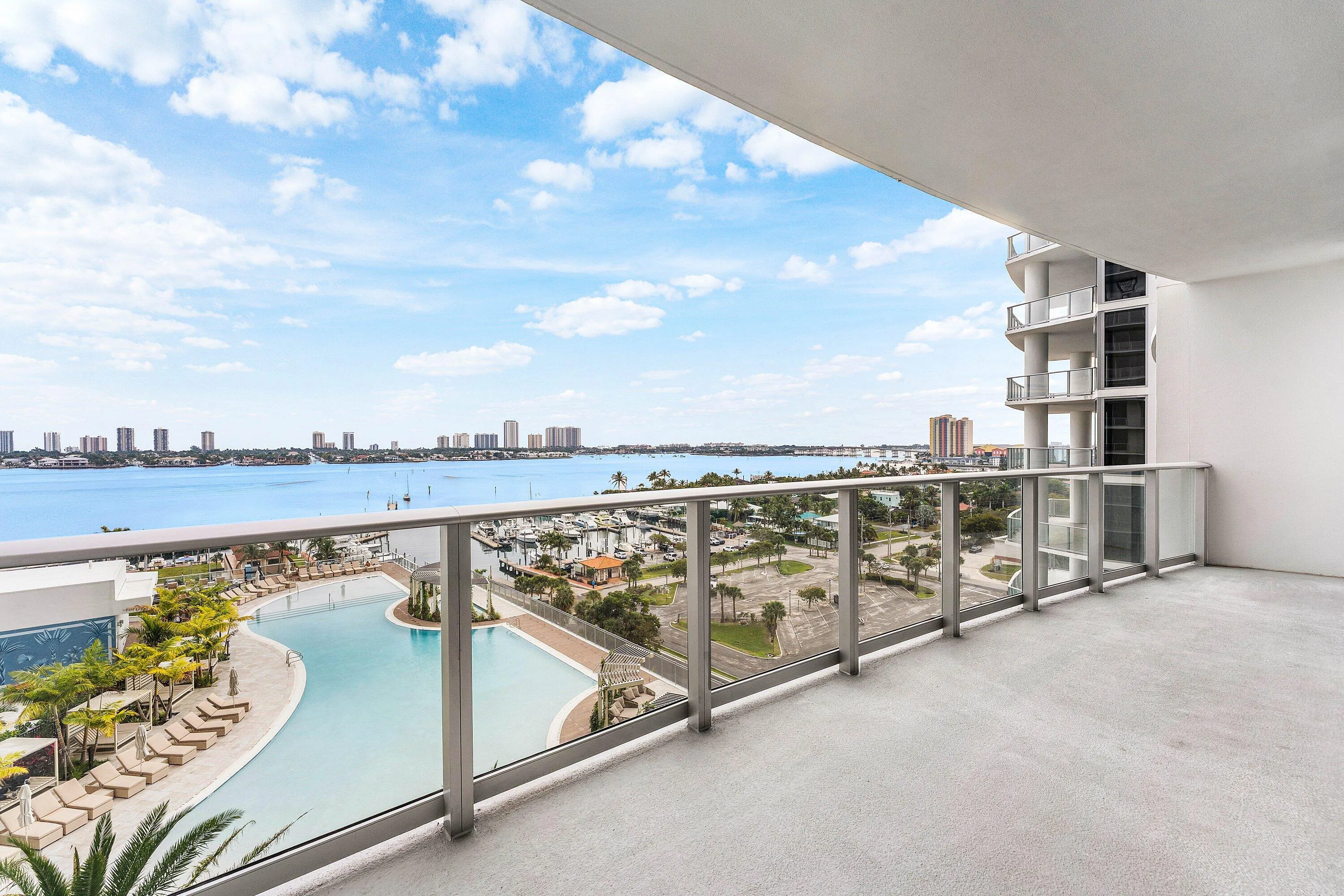 Panoramic Balcony Views