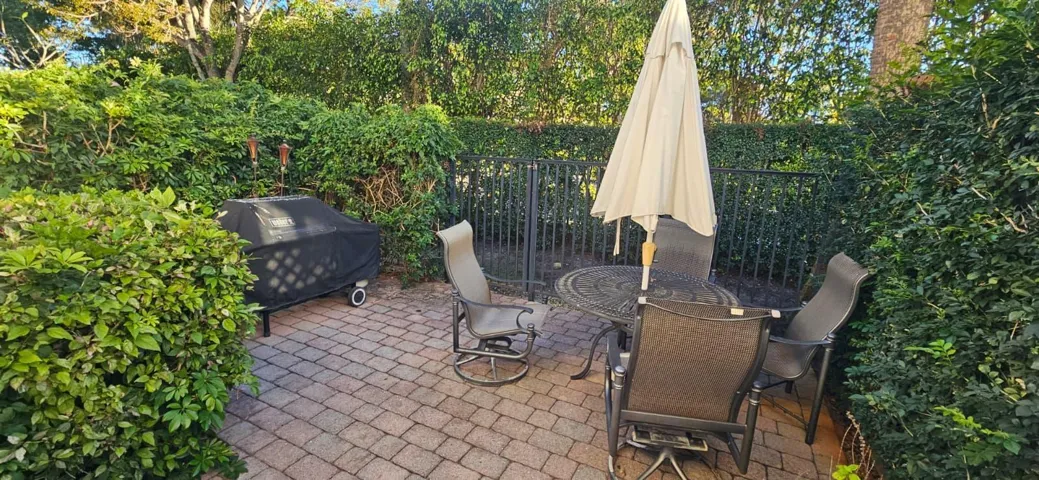 Las Patio