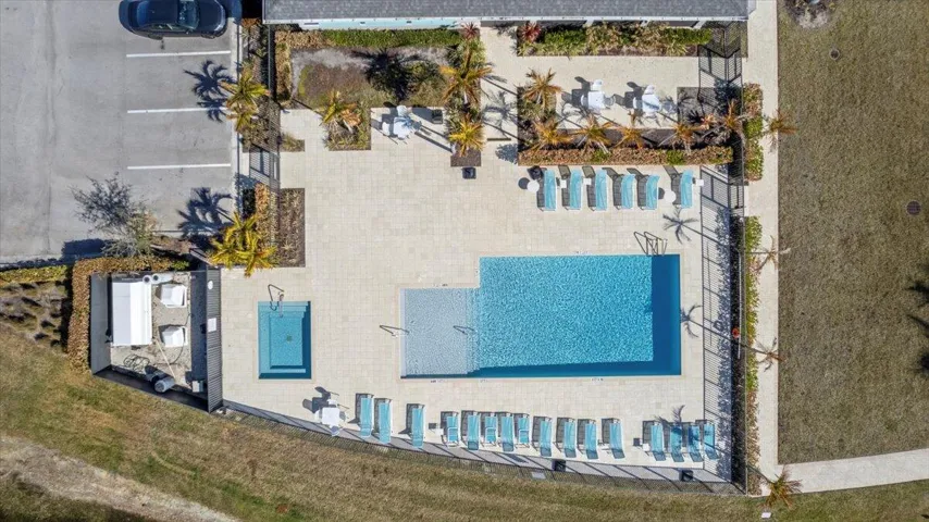 Community pool