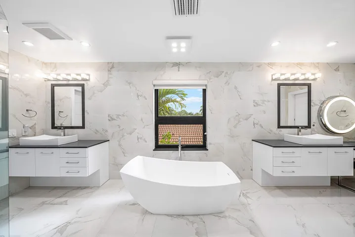 229_South_Maya_Palm_Drive_44