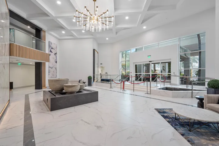 Luxurious lobby recented renovated