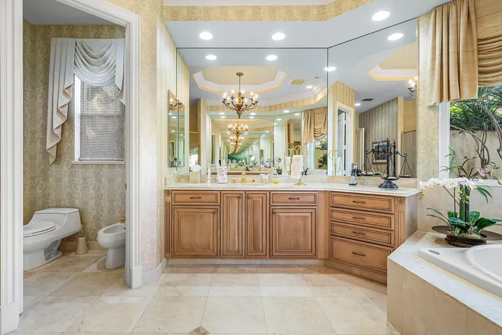 Primary Suite Bath
