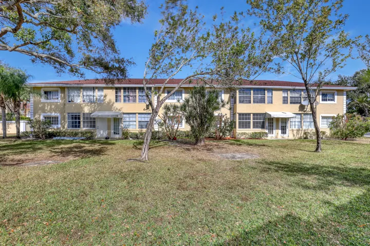 204 Palm Beach Trace #204 (30)
