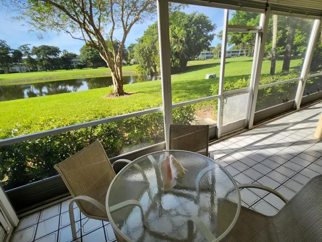 How would you like to wake up to this view everyday?!