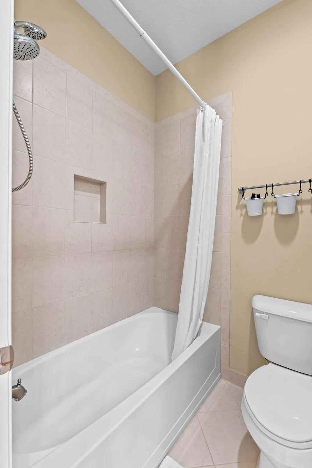 41-web-or-mls-A7404745