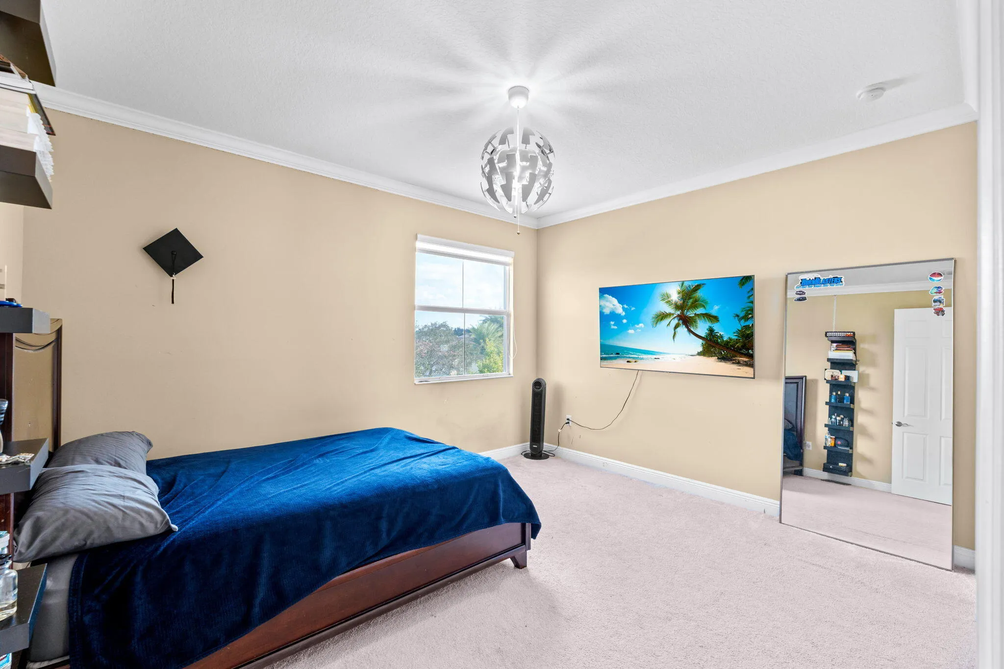 42-web-or-mls-A7404748