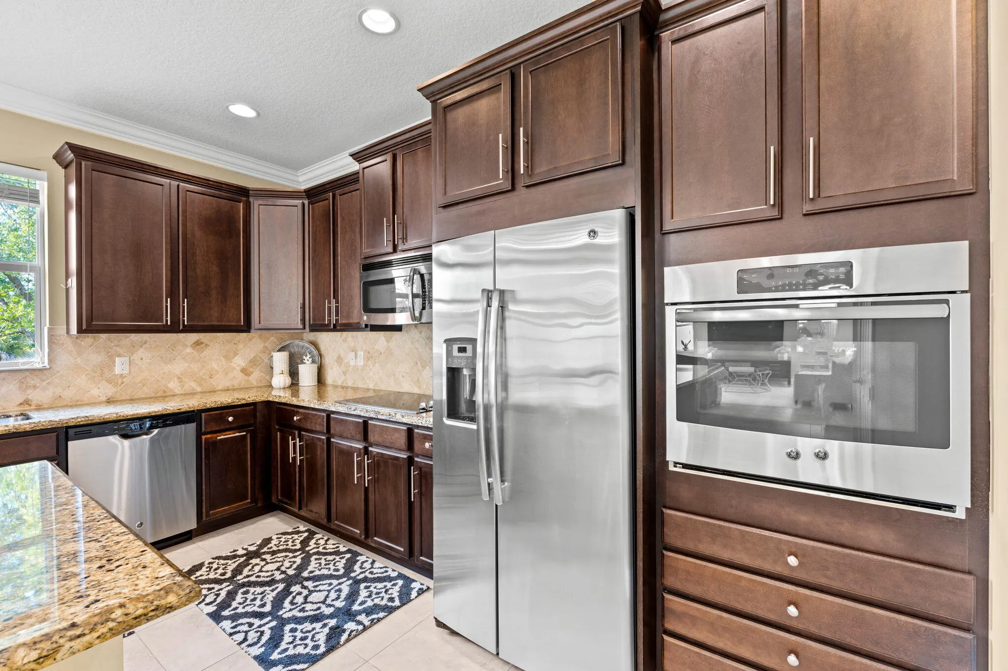 16-web-or-mls-A7404698